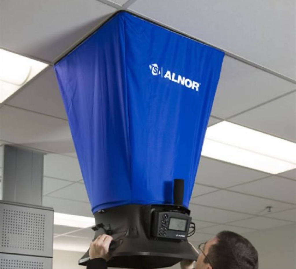 Capture hood airflow measurement at a ceiling diffuser